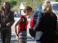 Эмма Уотсон.  Несколько фото от фанатов с Video Music Awards 2012 +1 из ресторана ABC Kitchen 20.09.12