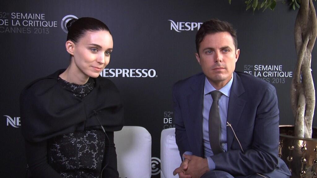 Руни Мара. Руни и Харви Вайнштейн представляют промо-ролик для "The Weinstein Company"