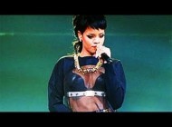 Rihanna Screams &quot;WHAT THE F**K&quot; On Stage  - EXCLUSIVE FOOTAGE